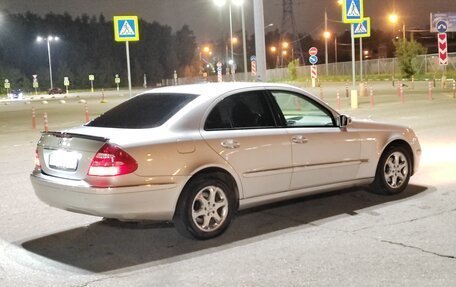 Mercedes-Benz E-Класс, 2002 год, 880 000 рублей, 4 фотография