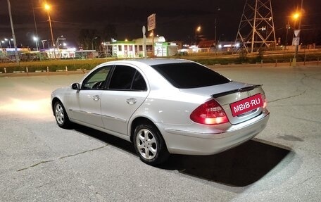 Mercedes-Benz E-Класс, 2002 год, 880 000 рублей, 3 фотография
