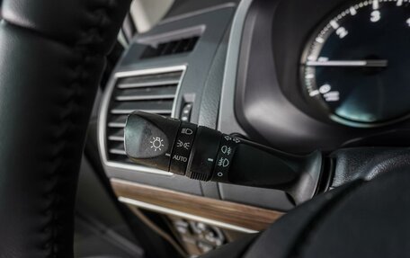 Toyota Land Cruiser Prado 150 рестайлинг 2, 2019 год, 4 399 000 рублей, 17 фотография