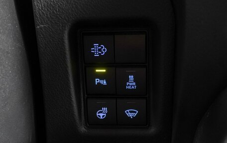 Toyota Land Cruiser Prado 150 рестайлинг 2, 2019 год, 4 399 000 рублей, 22 фотография