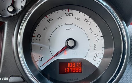 Peugeot 408 I рестайлинг, 2012 год, 550 000 рублей, 16 фотография