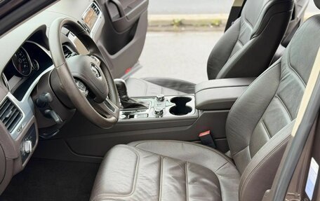 Volkswagen Touareg III, 2013 год, 2 500 000 рублей, 16 фотография