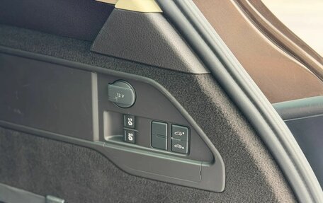 Volkswagen Touareg III, 2013 год, 2 500 000 рублей, 31 фотография