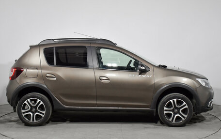 Renault Sandero II рестайлинг, 2019 год, 1 049 000 рублей, 5 фотография