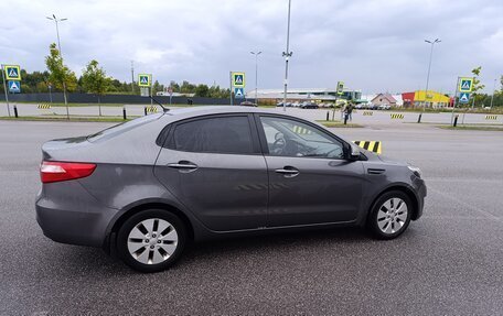 KIA Rio III рестайлинг, 2014 год, 985 000 рублей, 3 фотография