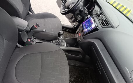 KIA Rio III рестайлинг, 2014 год, 985 000 рублей, 10 фотография