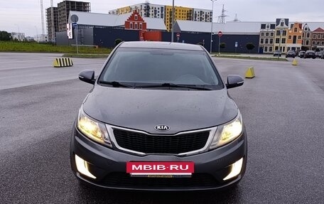 KIA Rio III рестайлинг, 2014 год, 985 000 рублей, 17 фотография