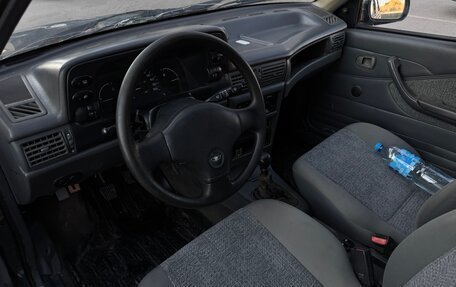 Daewoo Nexia I рестайлинг, 2003 год, 35 000 рублей, 3 фотография