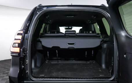 Toyota Land Cruiser Prado 150 рестайлинг 2, 2021 год, 5 788 000 рублей, 9 фотография