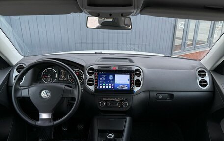 Volkswagen Tiguan I, 2010 год, 939 000 рублей, 13 фотография