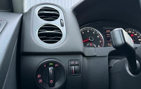Volkswagen Tiguan I, 2010 год, 939 000 рублей, 22 фотография