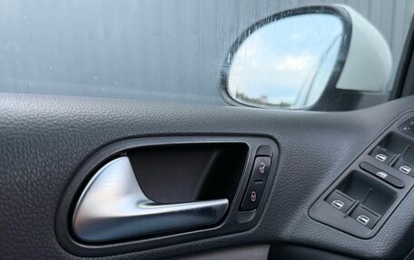 Volkswagen Tiguan I, 2010 год, 939 000 рублей, 24 фотография