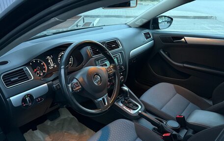 Volkswagen Jetta VI, 2013 год, 1 260 000 рублей, 9 фотография