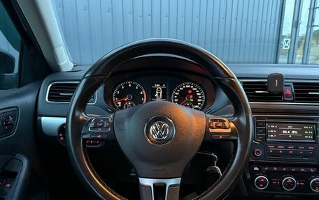 Volkswagen Jetta VI, 2013 год, 1 260 000 рублей, 11 фотография
