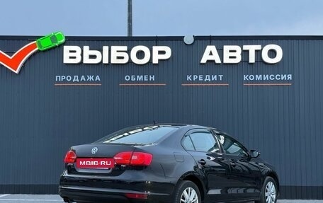 Volkswagen Jetta VI, 2013 год, 1 260 000 рублей, 2 фотография