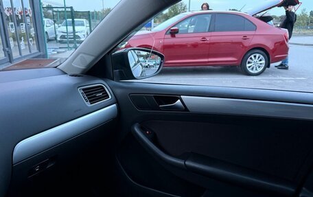 Volkswagen Jetta VI, 2013 год, 1 260 000 рублей, 19 фотография