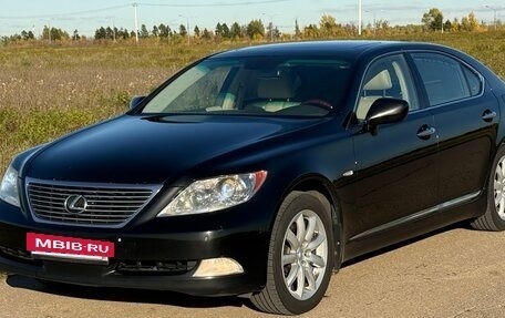 Lexus LS IV, 2007 год, 2 200 000 рублей, 6 фотография