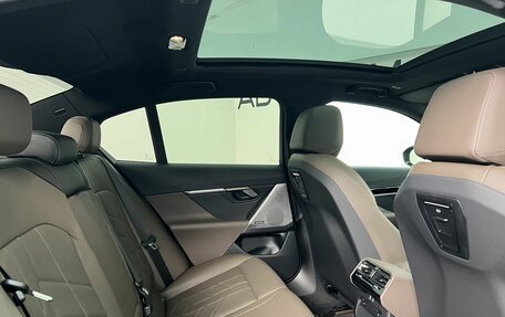 BMW 5 серия, 2025 год, 6 990 000 рублей, 11 фотография