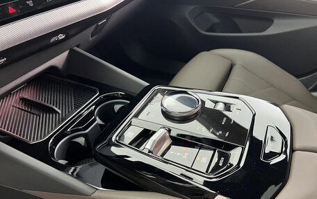 BMW 5 серия, 2025 год, 6 990 000 рублей, 16 фотография