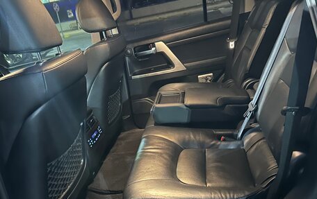 Toyota Land Cruiser 200, 2016 год, 4 450 000 рублей, 10 фотография