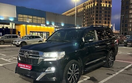 Toyota Land Cruiser 200, 2016 год, 4 450 000 рублей, 3 фотография