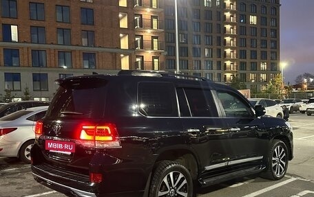 Toyota Land Cruiser 200, 2016 год, 4 450 000 рублей, 8 фотография
