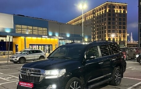 Toyota Land Cruiser 200, 2016 год, 4 450 000 рублей, 6 фотография