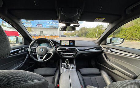 BMW 5 серия, 2018 год, 3 450 000 рублей, 10 фотография