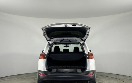 Toyota RAV4, 2014 год, 1 618 000 рублей, 15 фотография