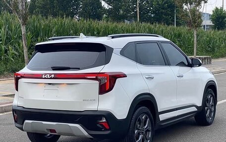 KIA Seltos I, 2023 год, 1 870 005 рублей, 4 фотография