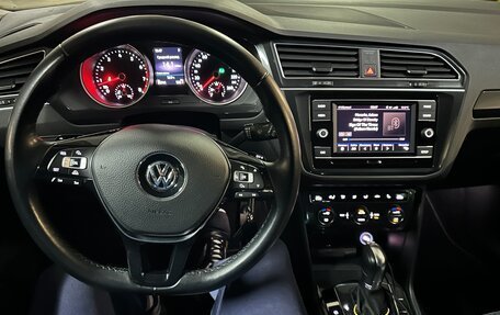 Volkswagen Tiguan II, 2017 год, 2 400 000 рублей, 9 фотография