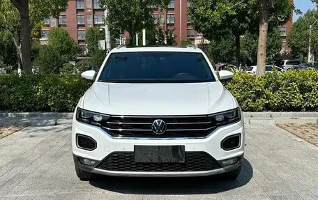 Volkswagen T-Roc I, 2022 год, 1 350 001 рублей, 6 фотография