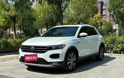 Volkswagen T-Roc I, 2022 год, 1 350 001 рублей, 1 фотография
