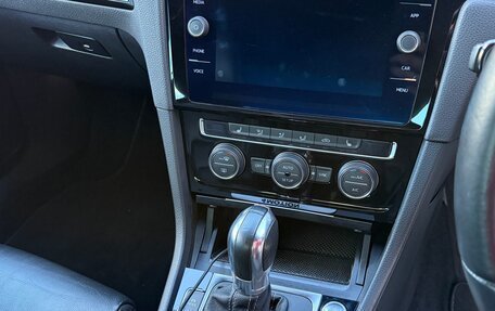 Volkswagen Golf R VII, 2014 год, 2 500 000 рублей, 12 фотография