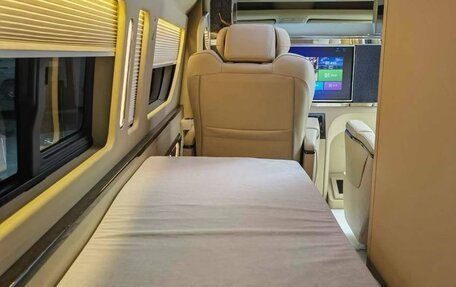 Toyota HiAce H300, 2023 год, 11 580 678 рублей, 8 фотография