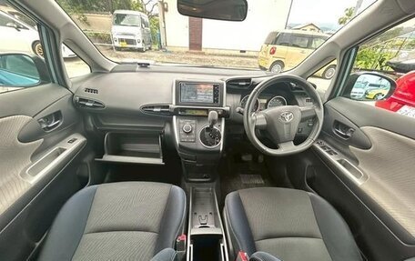 Toyota Wish II, 2009 год, 1 100 000 рублей, 16 фотография