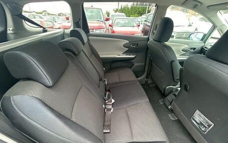 Toyota Wish II, 2009 год, 1 100 000 рублей, 12 фотография