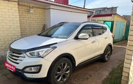 Hyundai Santa Fe III рестайлинг, 2013 год, 1 600 000 рублей, 3 фотография