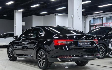 Skoda Superb III рестайлинг, 2023 год, 1 560 000 рублей, 6 фотография