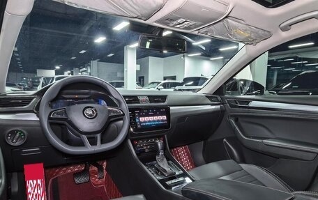 Skoda Superb III рестайлинг, 2023 год, 1 560 000 рублей, 11 фотография