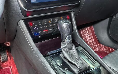 Skoda Superb III рестайлинг, 2023 год, 1 560 000 рублей, 15 фотография