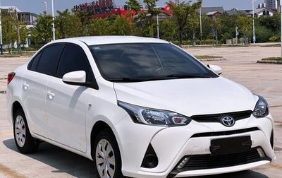 Toyota Yaris, 2022 год, 890 000 рублей, 1 фотография