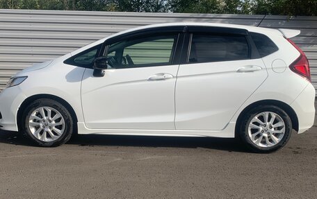Honda Fit III, 2019 год, 1 325 000 рублей, 17 фотография