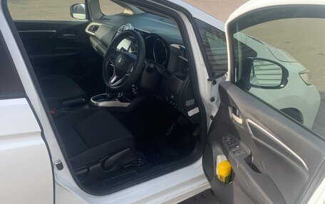 Honda Fit III, 2019 год, 1 325 000 рублей, 25 фотография