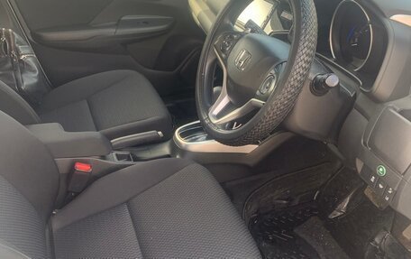 Honda Fit III, 2019 год, 1 325 000 рублей, 26 фотография