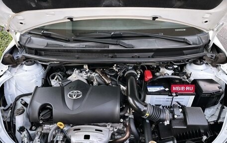 Toyota Yaris, 2022 год, 890 000 рублей, 25 фотография