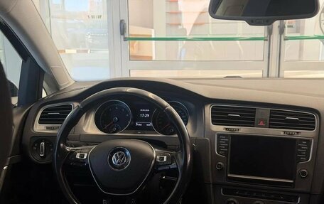 Volkswagen Golf VII, 2013 год, 1 025 000 рублей, 23 фотография