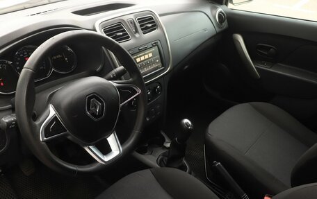 Renault Logan II, 2019 год, 590 000 рублей, 5 фотография