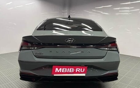 Hyundai Elantra, 2022 год, 1 300 030 рублей, 5 фотография