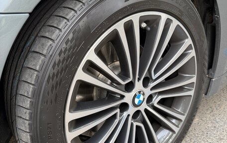 BMW 5 серия, 2018 год, 3 500 000 рублей, 14 фотография